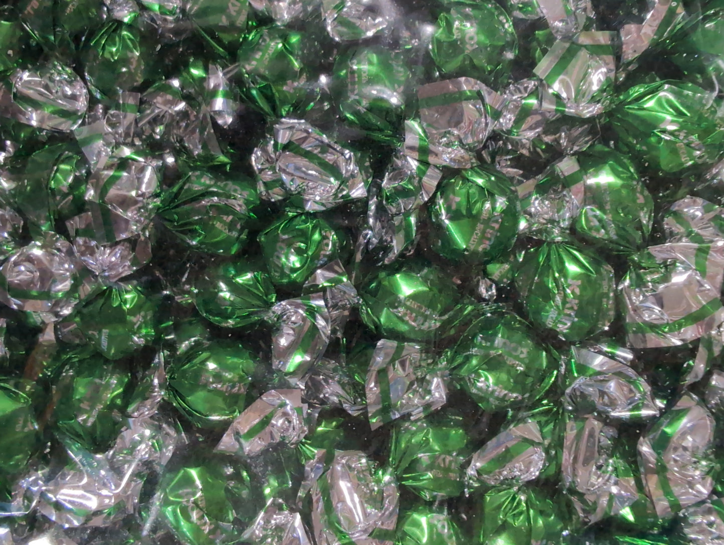 Krinos Menthol& Eucalyptus flavoured hard candy 2.5kg