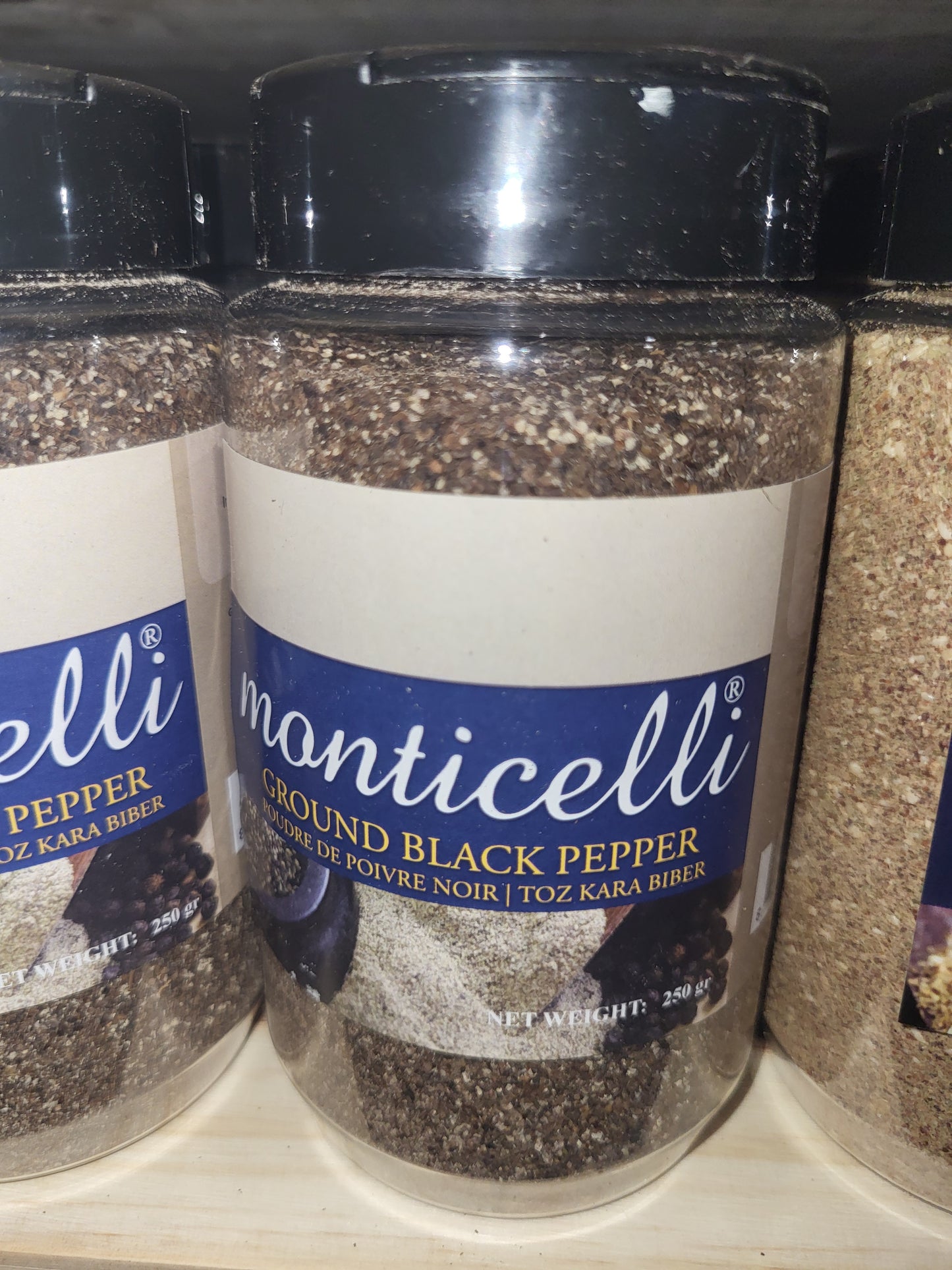 Monticelli Ground Black Peppers 250g